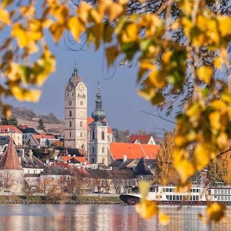 Smile Apartments Zur Gozzoburg Krems an der Donau Exterior photo